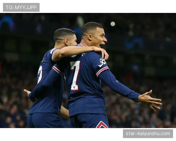 “拜仁暴露致命漏洞！如此依赖边路，三冠王梦想注定破产！”