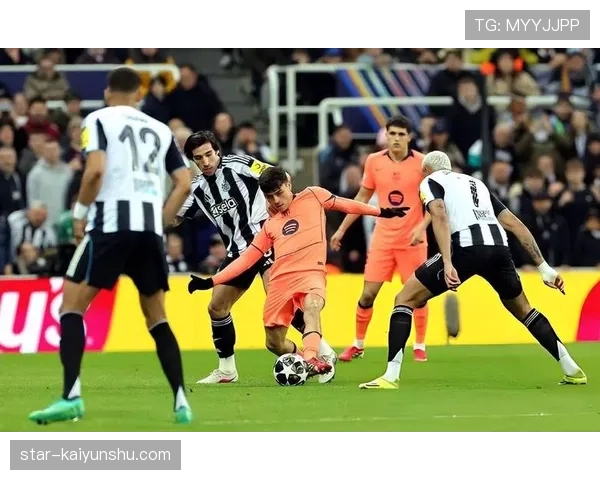 巴萨中场失控致节奏紊乱，防守断档问题加剧赛季走势承压