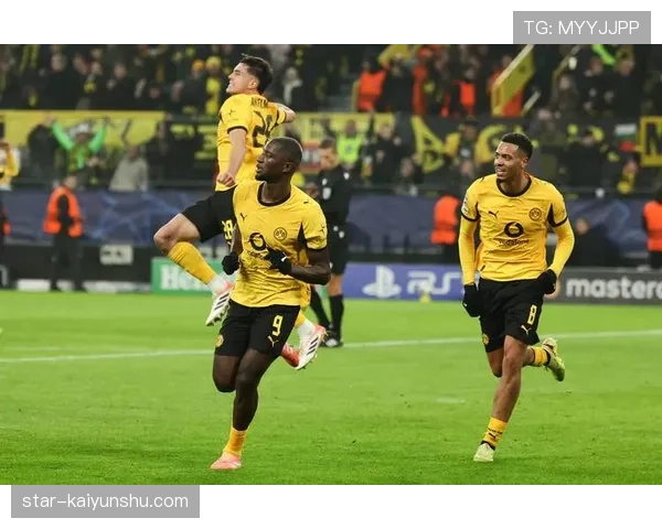 多特蒙德防线屡遭打穿，站位漏洞已对赛季走势形成制约